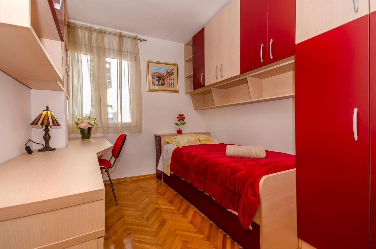 Apartment Ursus Split Bagian luar foto