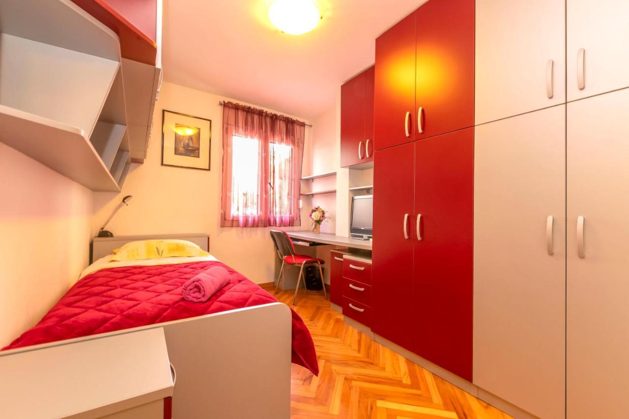 Apartment Ursus Split Bagian luar foto