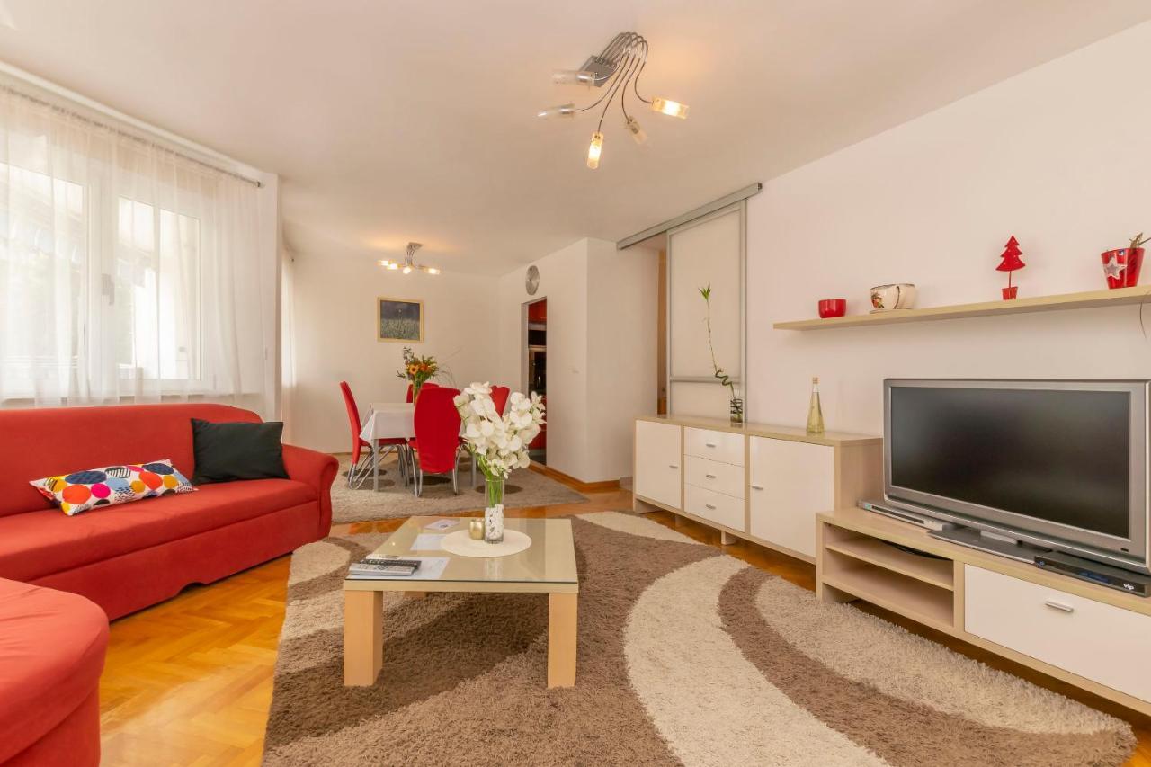 Apartment Ursus Split Bagian luar foto